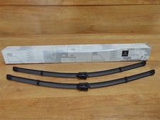Front Wiper Blade Set Genuine Mercedes W205/GLC253 - A2058204503