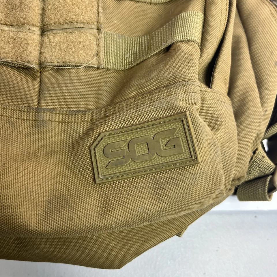 Mochila Tática SOG TOC 20L – Marrom Coiote MOLLE – Usada - Imagem 4 de 4