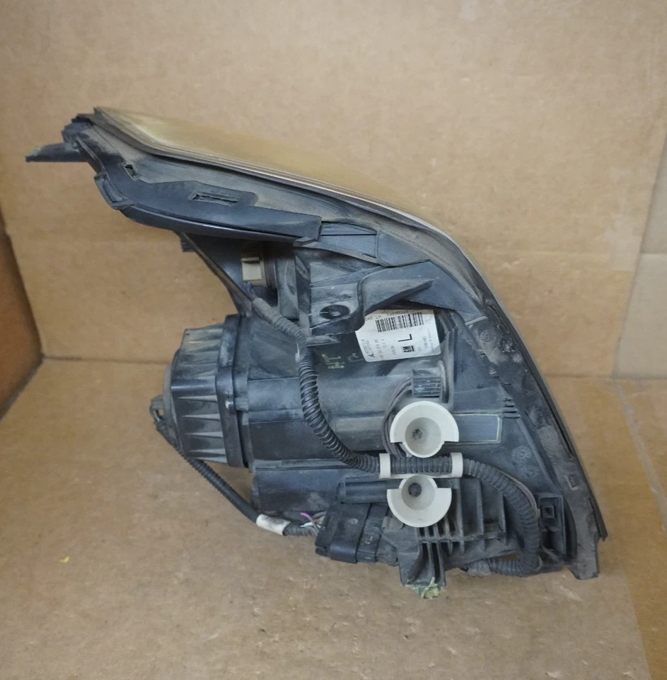 Faro de xenón del lado izquierdo del conductor Cadillac DTS 2006 2007 2008 2009 2010 2011 FABRICANTE DE EQUIPOS ORIGINALES Foto 4 de 4