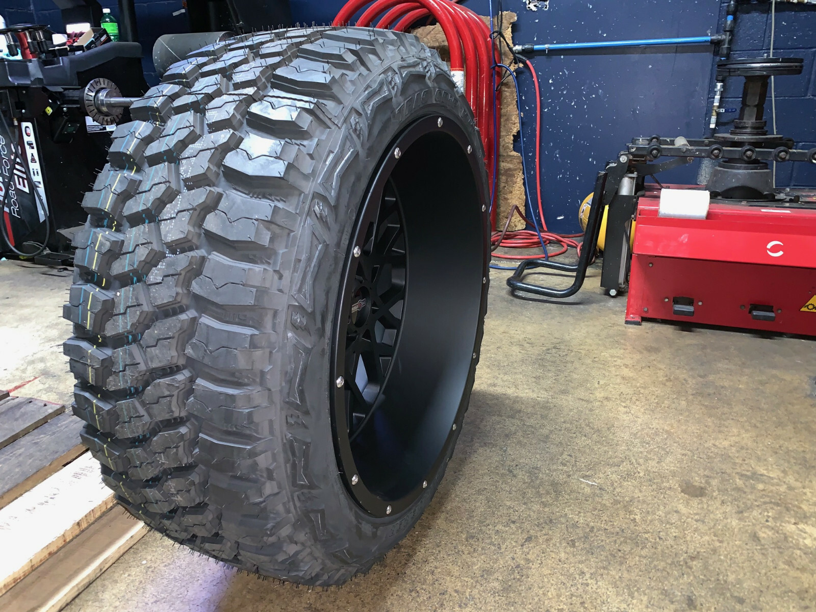 22x12 Vision Rocker Black Wheels 33