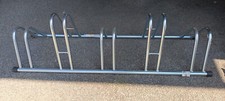PORTABICICLETTE A RASTRELLIERA SFALSATO RIALZATO A 5 POSTI  IN ACCIAIO