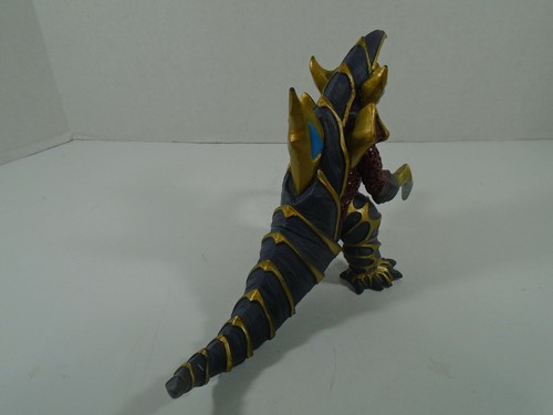 1999 BANDAI--ULTRAMAN KAIJU ULTRA MONSTER--6" SUPER COV FIGURE (LOOK) - Picture 4 of 6