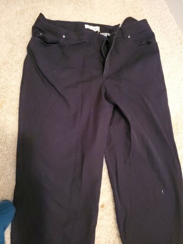 Woman Size 10 Dana Buchman Black Jeans 