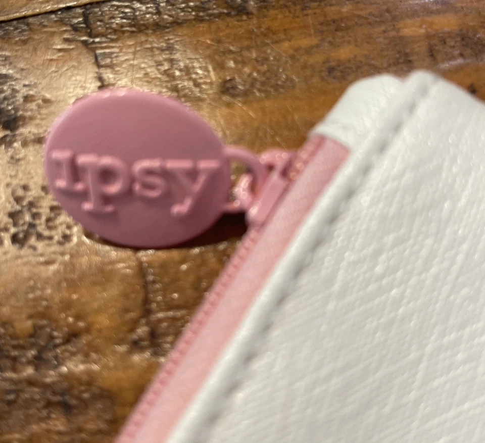 Bolsa Ipsy Makeup Glam envelope Sugar Highness agosto 2016 - Imagem 3 de 4