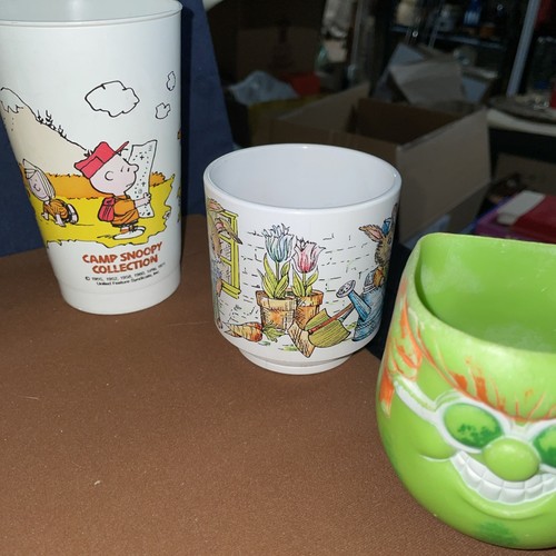 3 VTG 1981 Disney Fox And The Hound Red Copper & Yellow Tod Plastic Cups + Extra - Imagen 9 de 11
