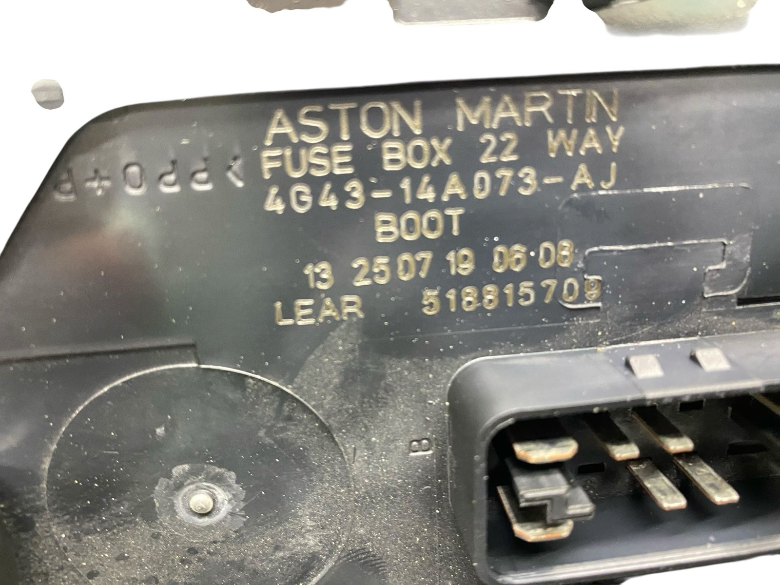 2009 Aston Martin Vantage Rear Fuse Box 4G43-14A073-AJ Oem