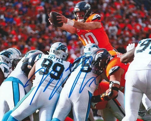 Bo Nix Signed Autographed Denver Broncos 8x10 Photo with COA/Matching Hologram