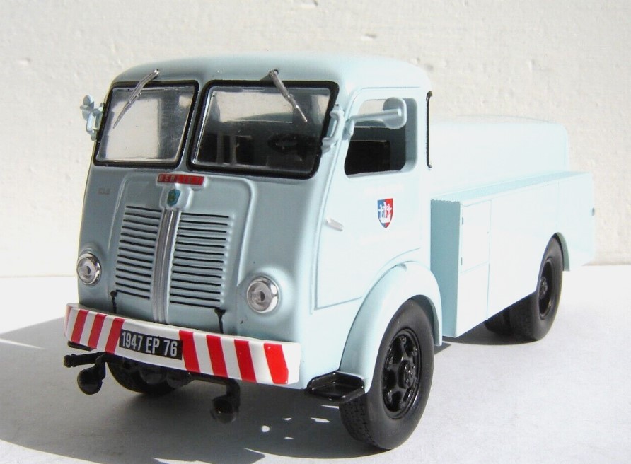BERLIET GLB 4x2 1955 IXO miniature de collection haut de gamme 1/43 finition zamak