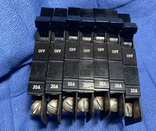 1  CUTLER HAMMER XO 120 20 Amp Single Pole 120V Circuit Breaker XO120 SQUARE D