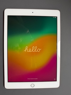 Apple iPad 6th Gen 32GB gold WiFi 9.7