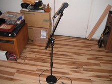 Rockville Desktop Mic Stand w/ Steel Round Base  Fixed Boom  Rubber Pad