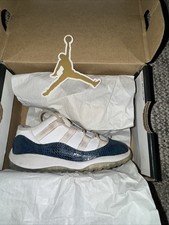 USED Jordan 11 Low Toddler Size 9C White  Navy Snakeskin  Shoes CD6849 102