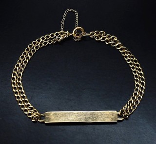 .375 9CT GOLD Vintage Identity Plate 2 Strand Curb Chain Bracelet 8g K25