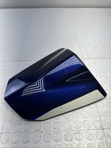 Suzuki GSXR 750 Seat Cowl Rear Pillion Genuine 2004-2005 Used
