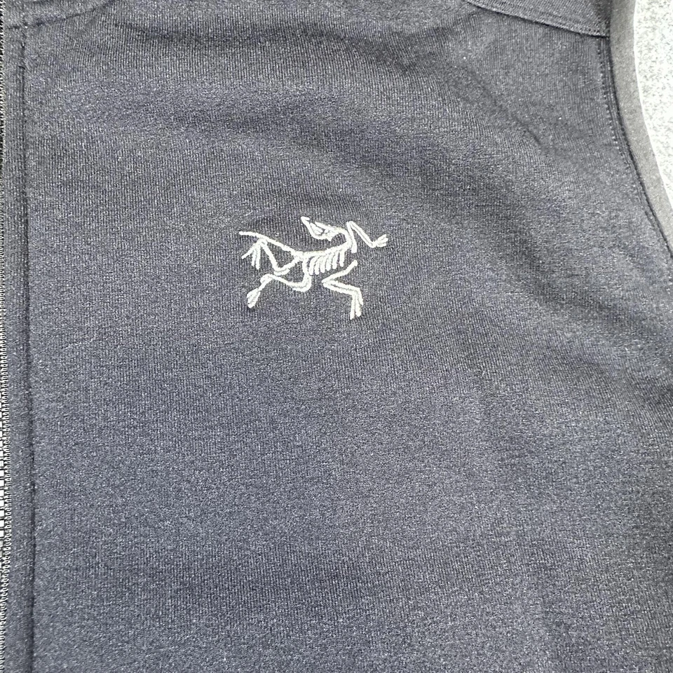 Arc'teryx Fleece Vest Mens XL Black Full Zip Stretch Softshell Zip Pockets Logo - Image 3 of 4
