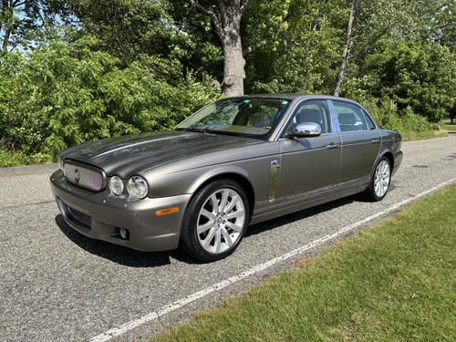 2009 Jaguar XJ8