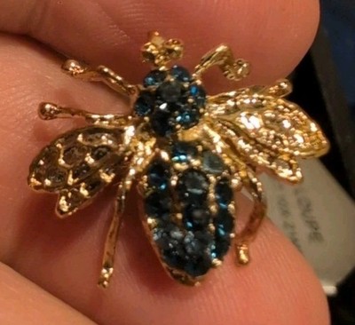 Vintage Yellow Gold GT Blue Rhinestone BEE Pin Brooch #A204