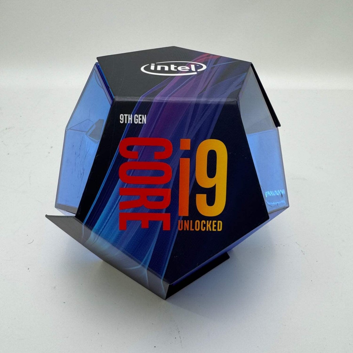 Intel Core i9-9900K 3.60GHz 8 Core BX80684/99900K 16 Thread Intel Core i9-9900K 3.60GHz 8 Core BX80684/99900K 16 Thread