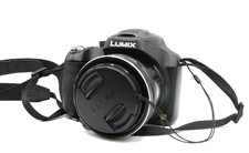 Panasonic Lumix DMC-FZ70 16.1MP Digital Camera TESTED EX