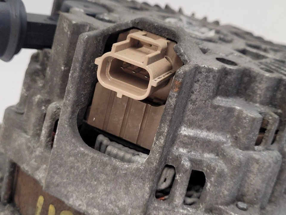 Alternador Ford Flex 2009-2019 sin turbo 175 amperios 8A4T10300AD Foto 4 de 4