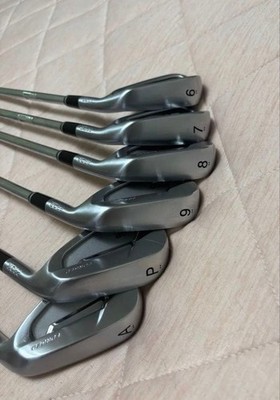 PRGR 03 Eisen #6-9, Pw, AW (6Schläger) / NSPRO 095 / Flex: Stiff / Eisensatz