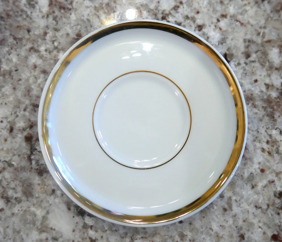 Juego de 6 tazas y platillos Mann 1976 Japón Demitasse café espresso borde dorado blanco Foto 3 de 4