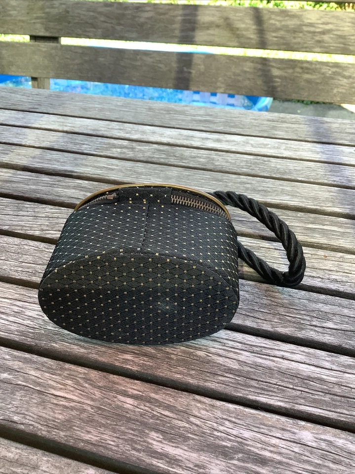 Mini bolso pulsera vintage de oro negro de los años 40 hecho en Alemania Foto 4 de 4