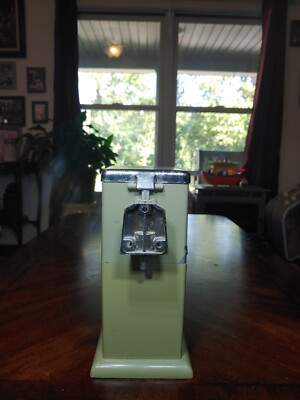 Vintage Ice Crusher ICE-O-MATIC 1950s Wall Mounted Hand Crank
