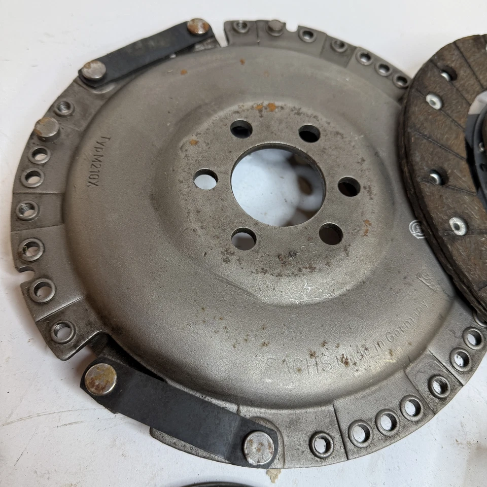 Sachs Clutch Kit 3000288001 Fits VW Scirocco 53B 1.8 Petrol 1984-1992 1781cc - Image 2 of 4