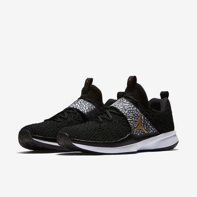 nike air jordan trainer 2