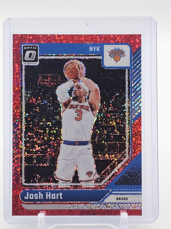JOSH HART 2024-25 DONRUSS OPTIC RED SPARKLE PRIZM NO. 102 NY KNICKS Q4961