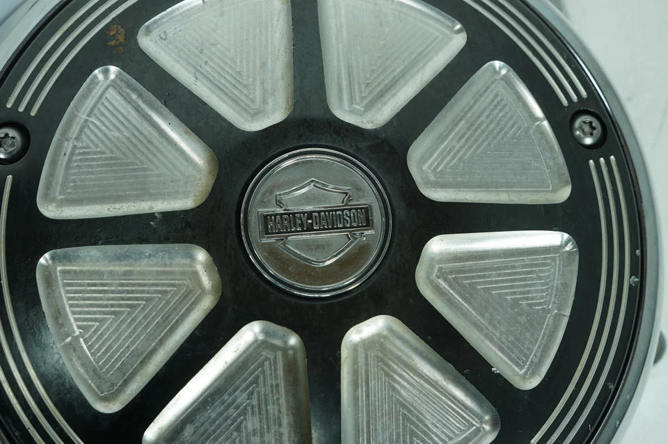 Harley Touring Street Glide 2017 FLHXS OEM cubierta de embrague primaria exterior rayada Foto 3 de 4