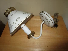 Vintage Toleware Tole Ware 1960s Cream & Gold Wall Lamp/Sconce w/Hardware Works!