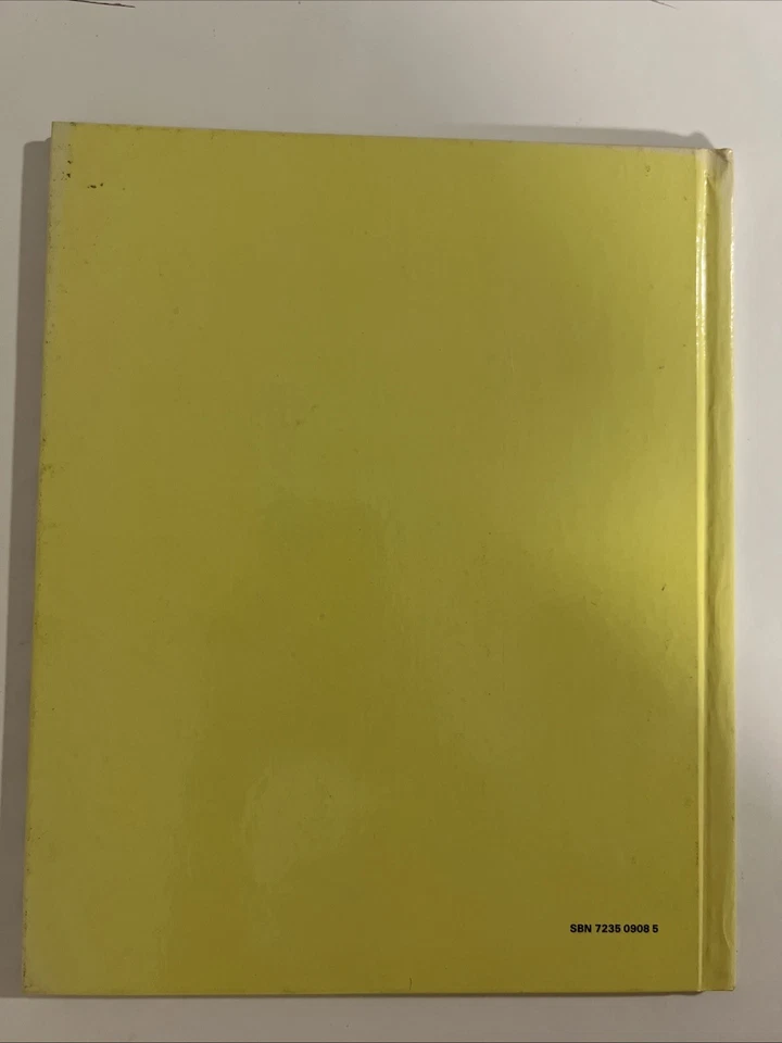 Vintage Holly Hobbie’s Alphabet Book 1979 Collectable Hardcover Book - Image 2 of 4