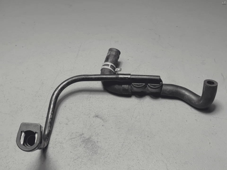 Tubo de manguera de vacío de refuerzo de freno eléctrico OEM 2013-2019 FORD EXPLORER Foto 3 de 4