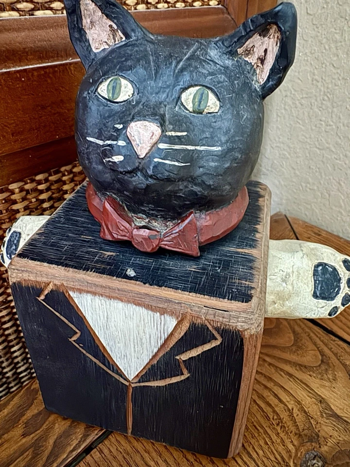 Vintage Black Cat Folk Art Thick Wood Coin Money Piggy Bank Hand Carved. RARE. - Image 2 of 4