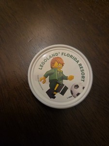2026 LEGOLAND Florida Resort Exclusive pop badge Soccer Mini Figure FIFA Event