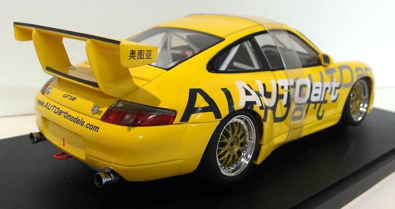 オートアート1/18　ポルシェ911（996）GT3R　オートアートエディション Amazon.co.jp: 品 オートアート 1/18 ポルシェ 911 996 GT3R