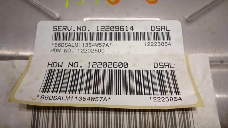 Engine ECM ID: 12209614 Fits 01-02 Buick Century 551953 - Image 4 of 4