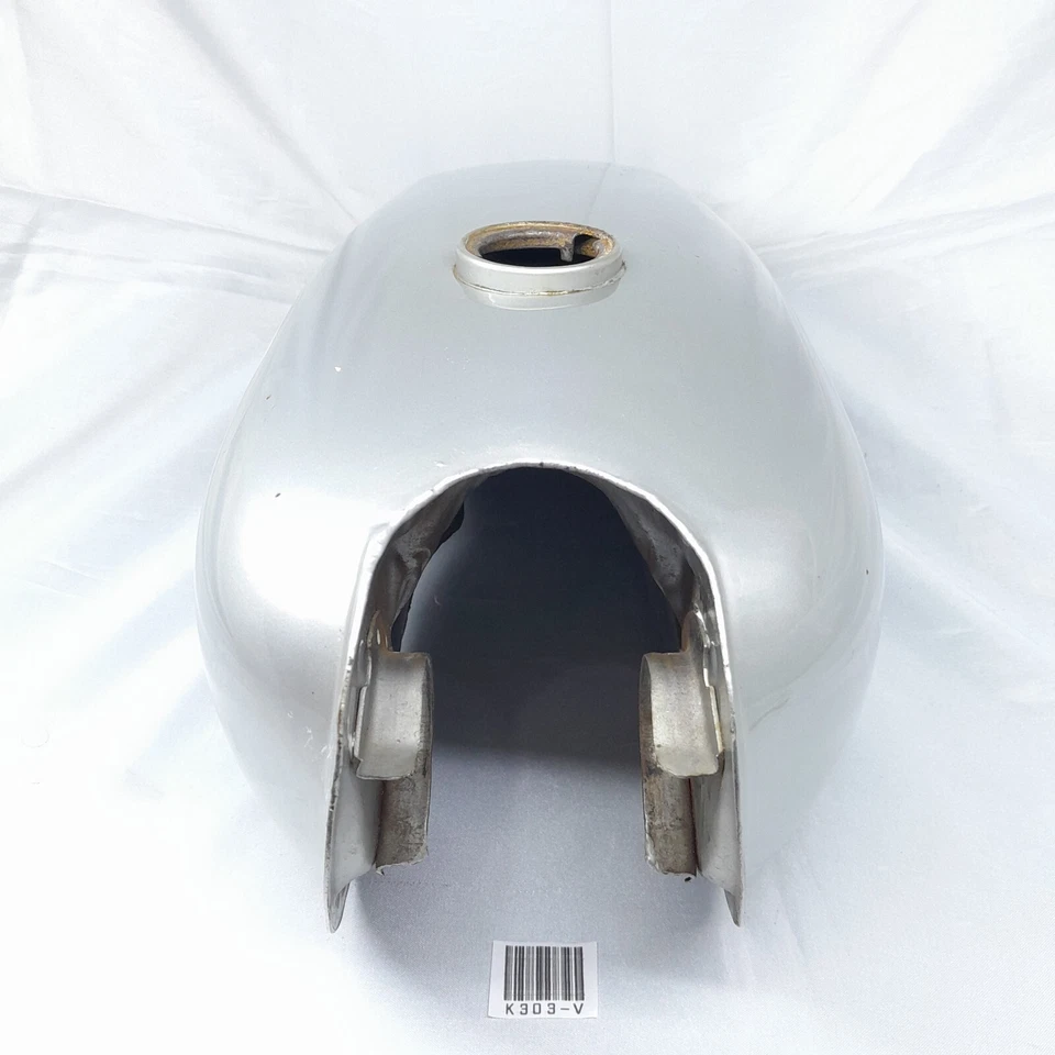 Tanque de gasolina Kawasaki 100 G7 G7S G7T G7E KH100 plateado USADO Foto 4 de 4