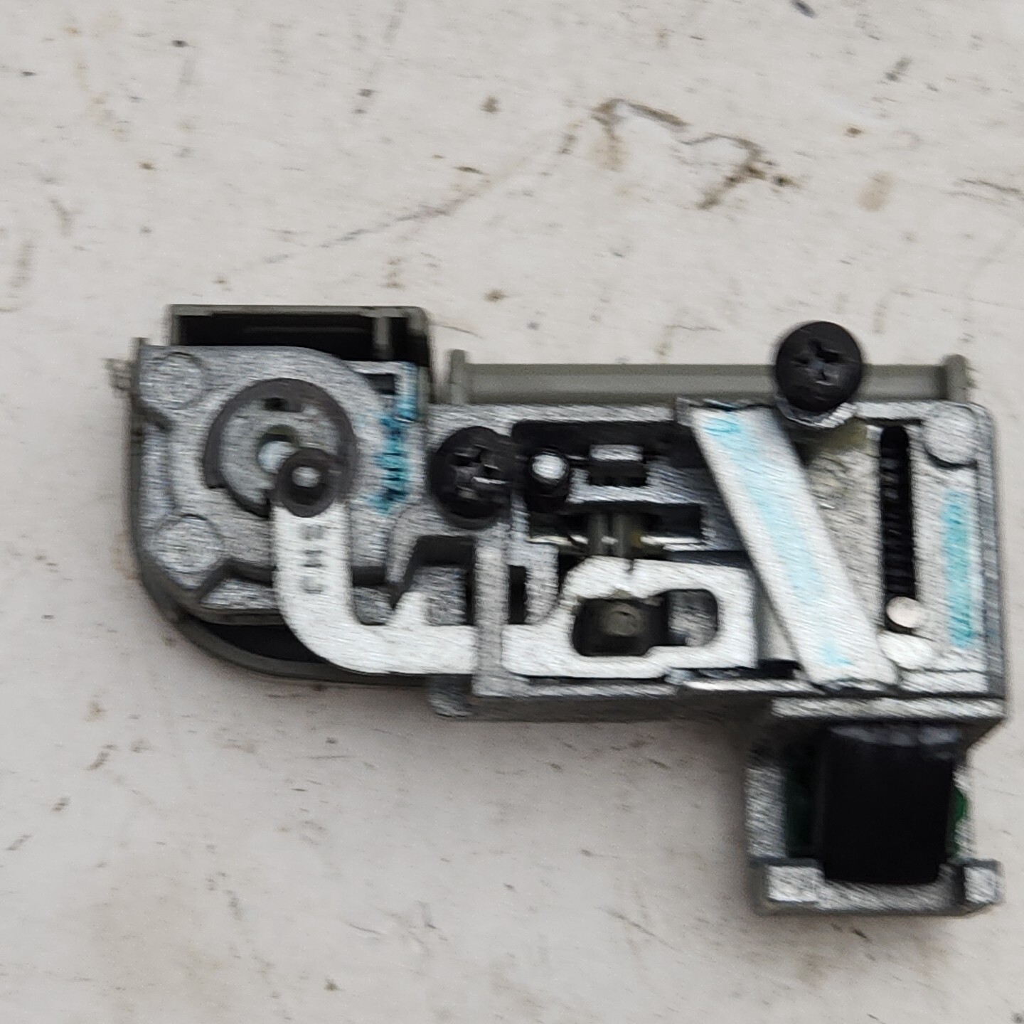 200510 Honda Odyssey Glove Box Compartment Latch Lock Handle GRAY w/ 2