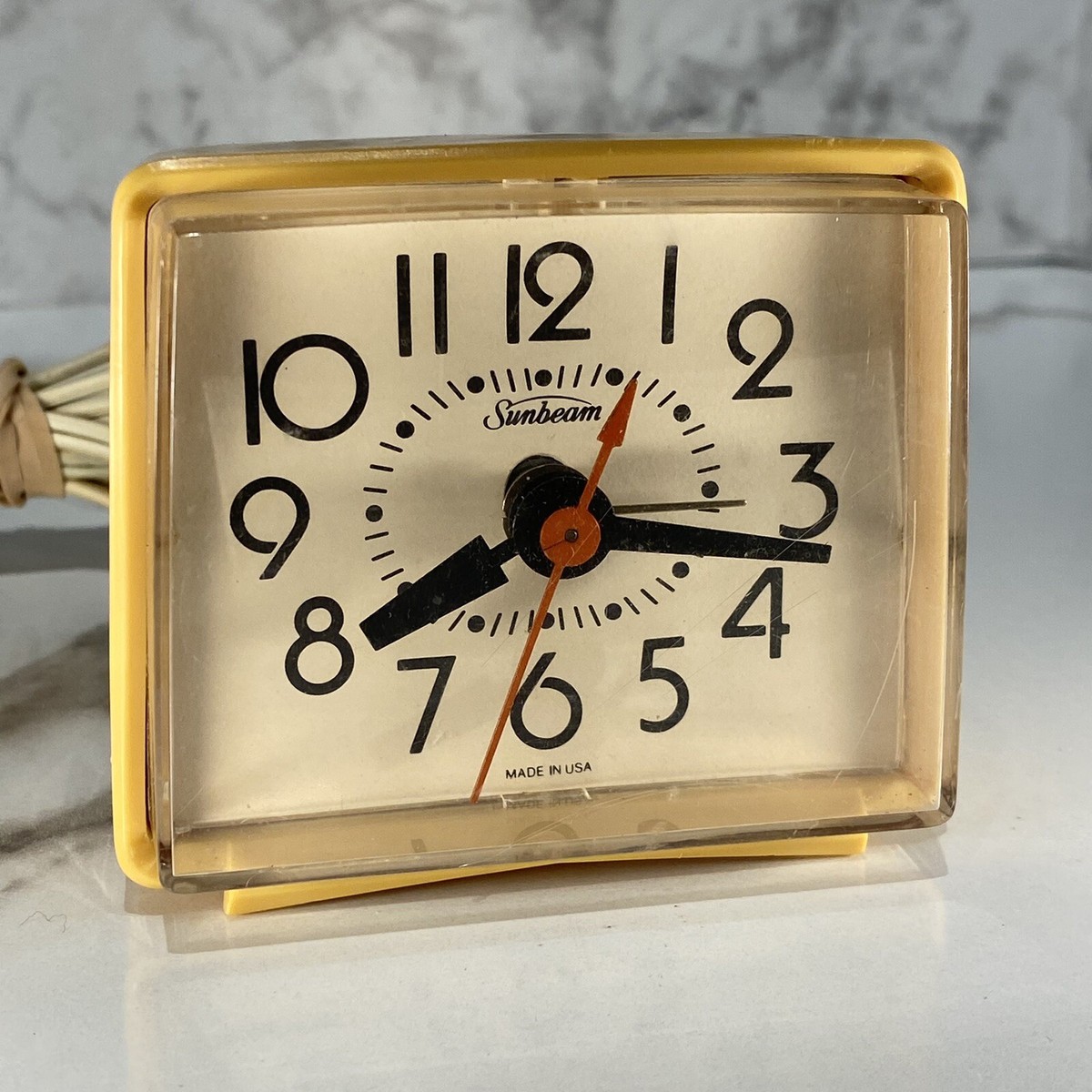 Vintage Yellow Sunbeam Electric Alarm Clock Retro 1977 Cat No. 880