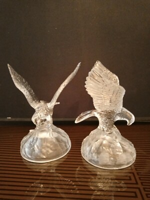 Ein Paar italienische Cristal D Arques Glasadler. Fig1980 selten ein Paar zu finden.