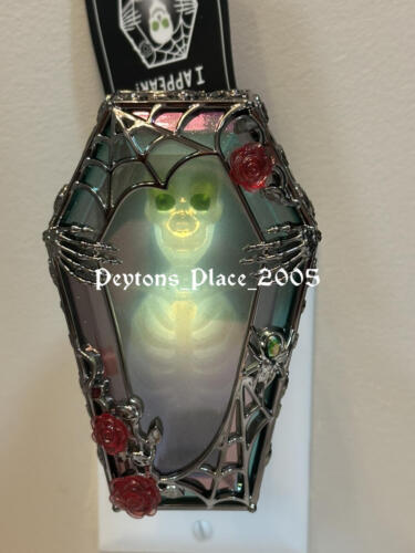 Bath & Body Works Halloween Skeleton Spooky Coffin Wallflower Light Up Plug In - Picture 3 of 7