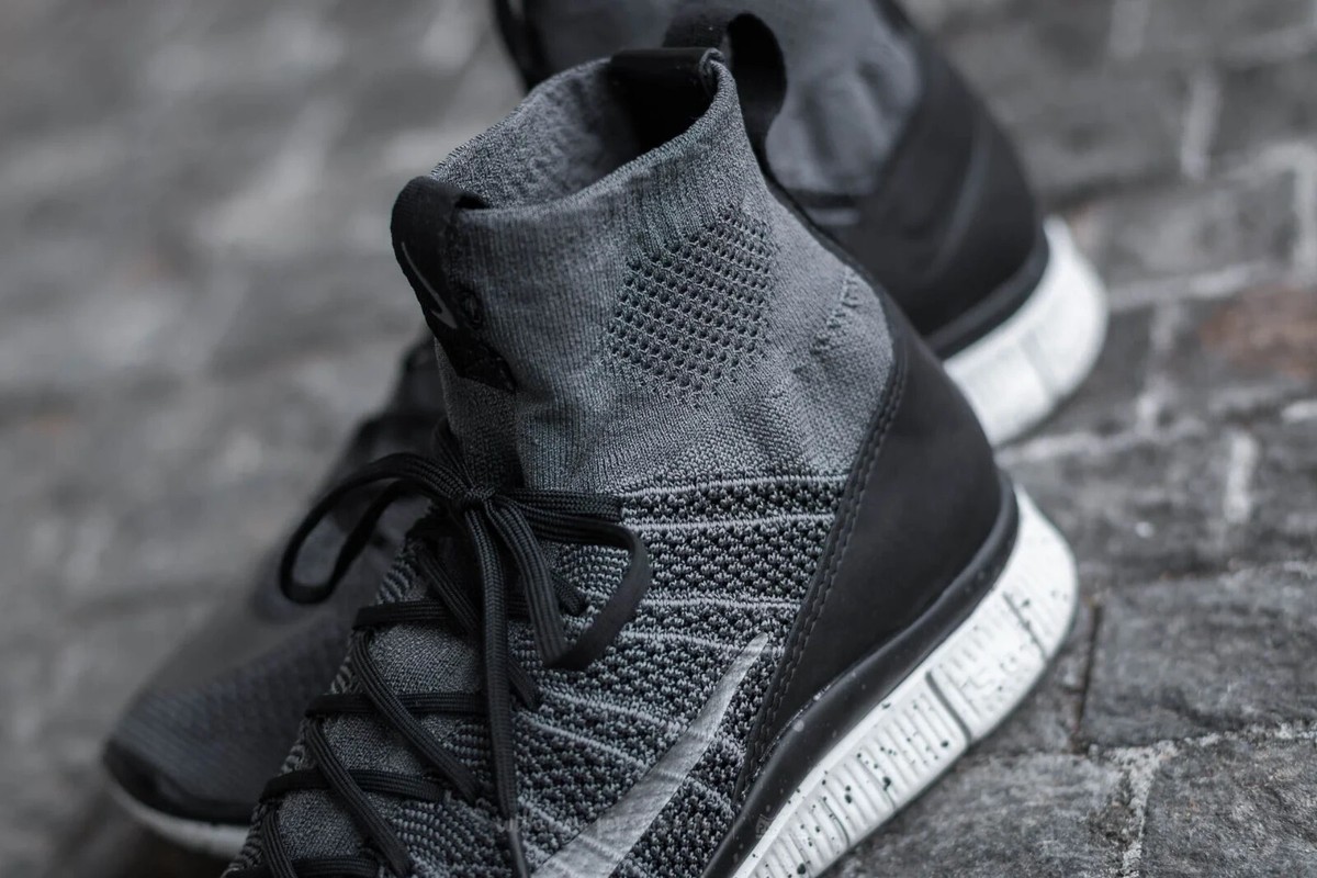 nike free flyknit mercurial black