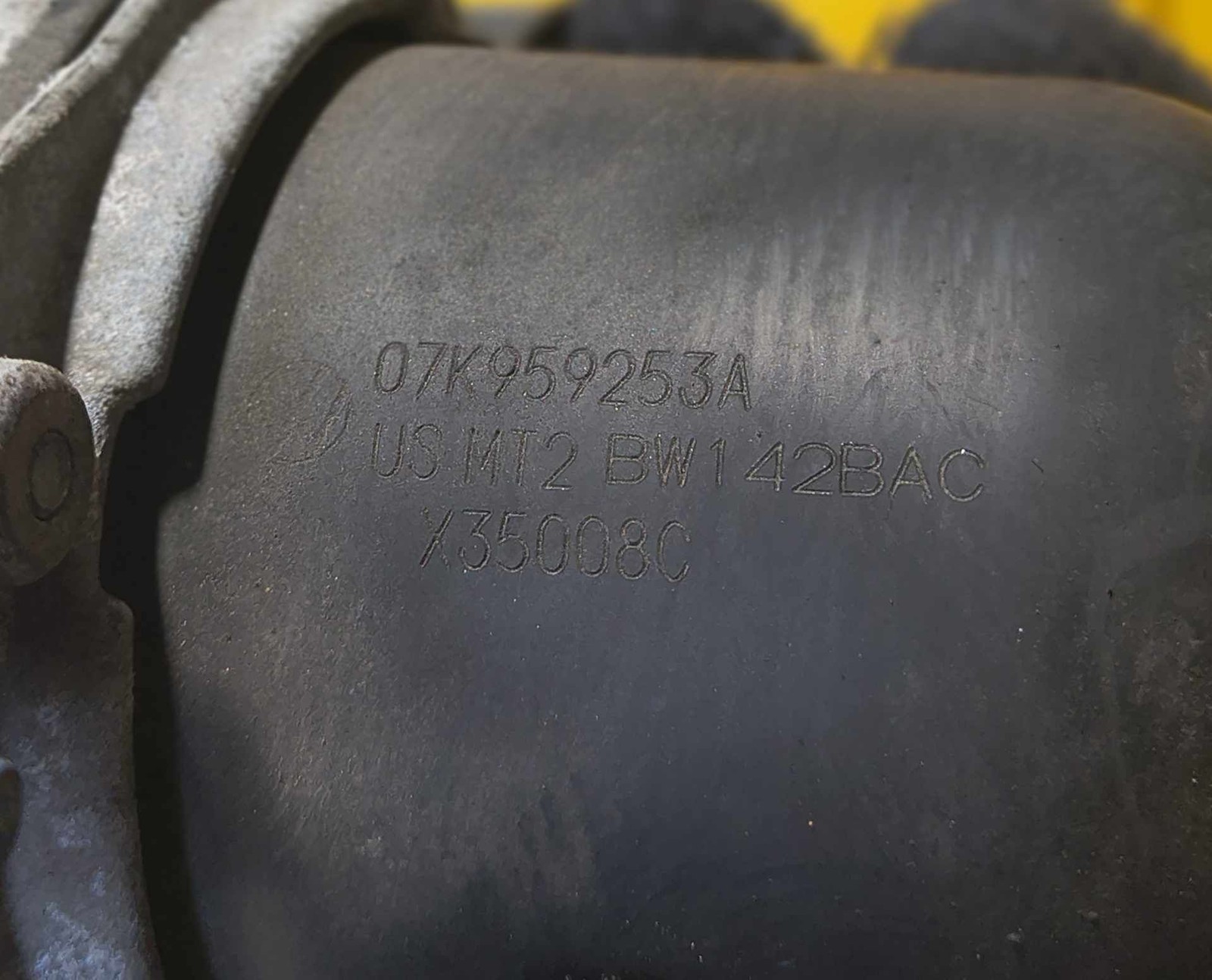 09 BENTLEY CONTINENTAL Air Pump