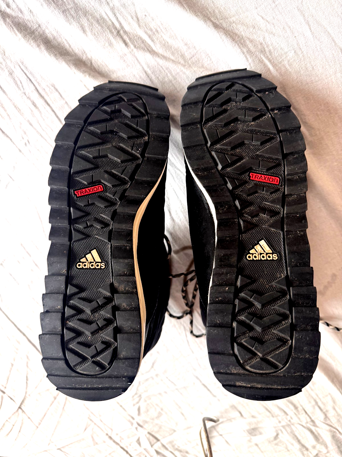 SAOLA Stivali Adidas donna US 9 1 2 neri caldi climatici alti stringati suola trazione