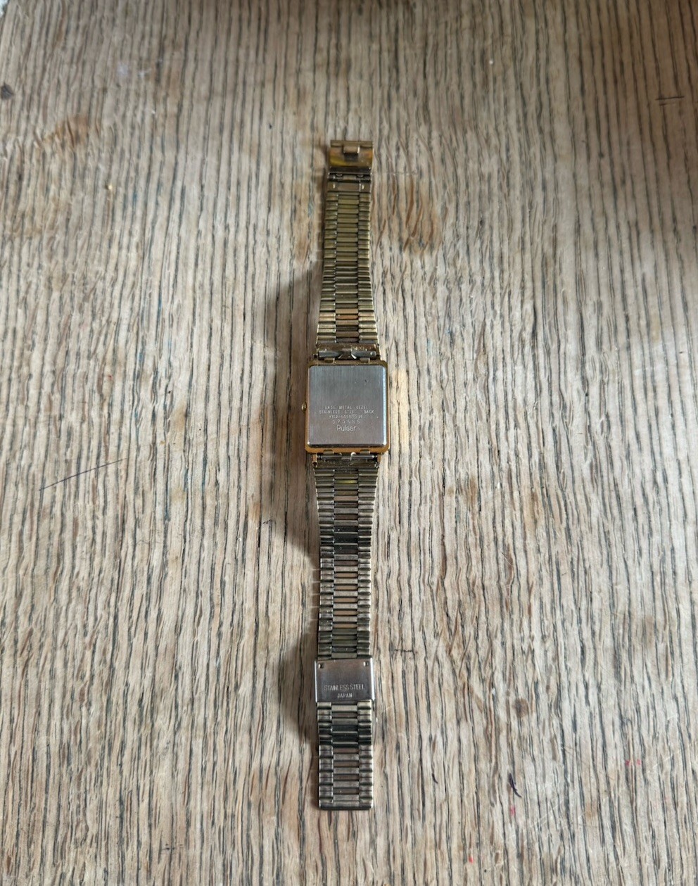 Pulsar gold rectangular Watch - image 3