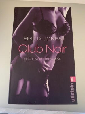 Club Noir  Emila Jones (416)