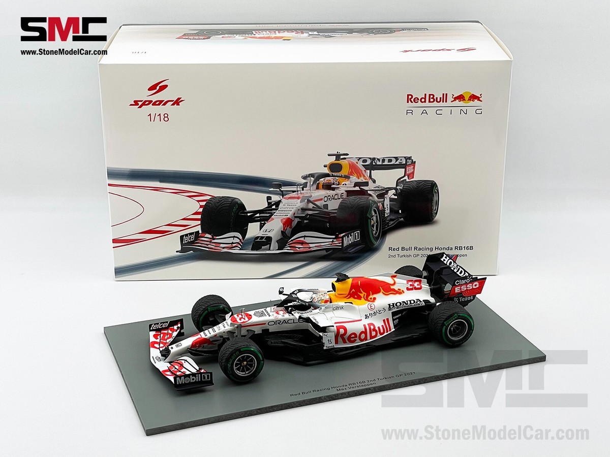 Red Bull F1 RB16B #33 Max Verstappen Turkish GP 2021 World Champion 1:18  Spark